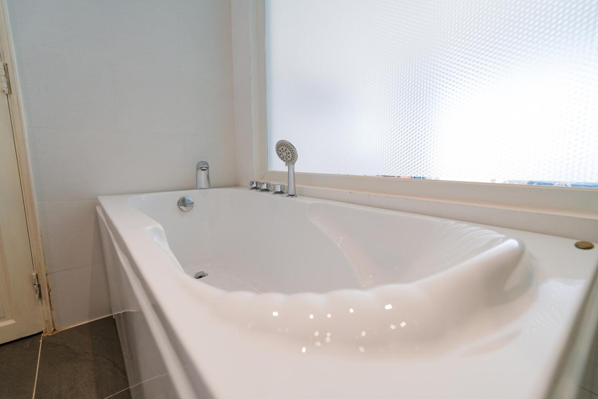 Chuong Duong Hotel Mỹ Tho Eksteriør bilde
